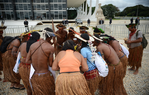 Indígenas da Bahia protestam contra PEC sobre demarcação de terras
